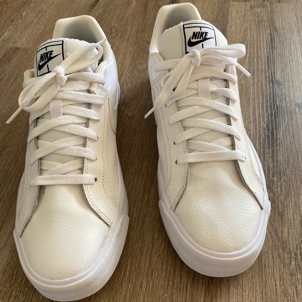 Nike Court Royale AC Sneaker